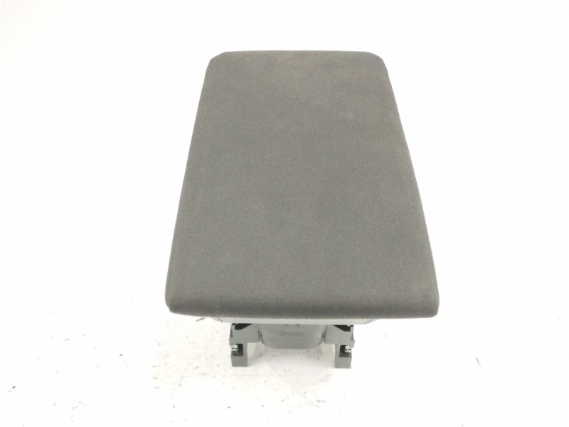 Recambio de apoyabrazos central para volkswagen polo gti referencia OEM IAM F0864207D Recambio de apoyabrazos central para volkswagen polo gti referencia OEM IAM F0864207D