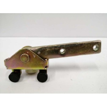Recambio de soporte / guia puerta corredera para mercedes-benz vito (w638) caja cerrada 108 d  (638.064) referencia OEM IAM A638
