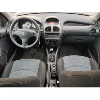 peugeot 206 berlina del año 2003