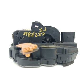 Recambio de cerradura puerta trasera izquierda para opel zafira tourer 1.6 cdti dpf referencia OEM IAM 3023881  