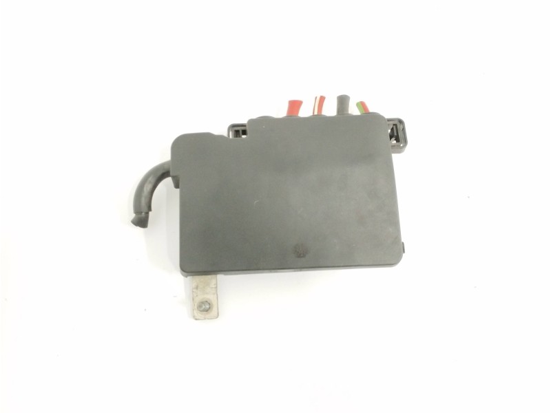 Recambio de caja reles / fusibles para volkswagen polo gti referencia OEM IAM 2Q0937550B  