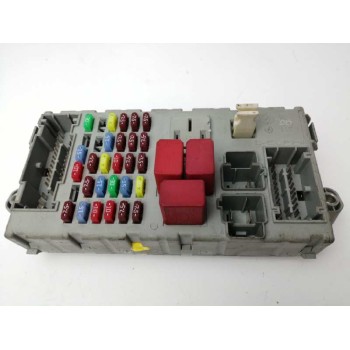 CAJA RELES / FUSIBLES 1361296080 