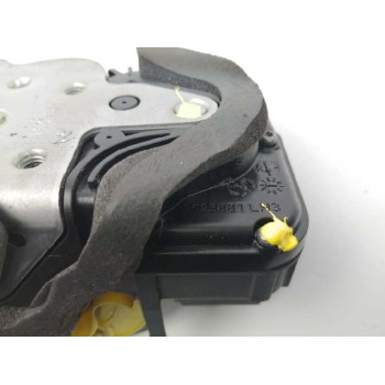 Recambio de cerradura puerta trasera izquierda para opel zafira tourer 1.6 cdti dpf referencia OEM IAM 3023881  