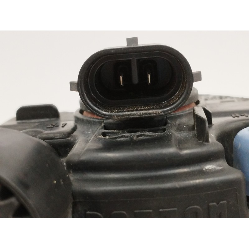 FARO ANTINIEBLA IZQUIERDO