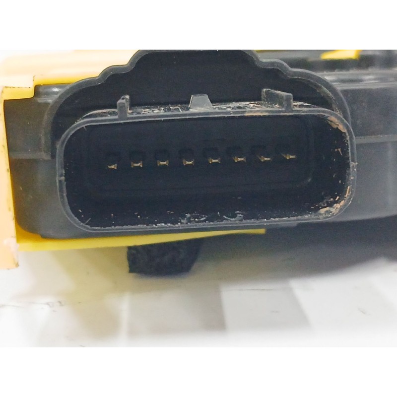 CERRADURA PUERTA DELANTERA IZQUIERDA