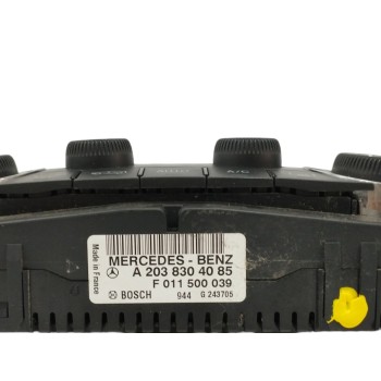 Recambio de mando climatizador para mercedes-benz clase c (w203) berlina 2.2 cdi cat referencia OEM IAM A2038304085 F011500039 