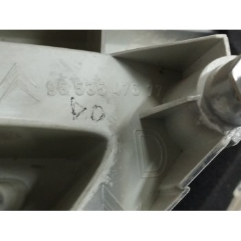 Recambio de piloto trasero derecho interior para citroën c4 picasso 1.8 referencia OEM IAM 9653547677  