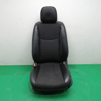 ASIENTO DELANTERO IZQUIERDO 