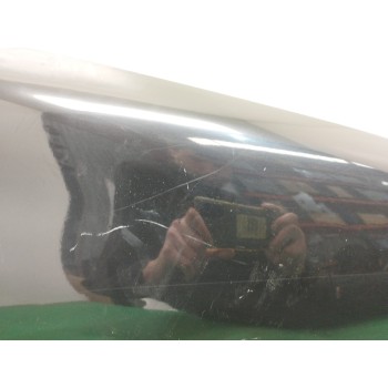 Recambio de aleta delantera derecha para peugeot 206 berlina 1.4 hdi referencia OEM IAM 7841L0  