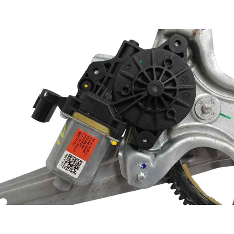 ELEVALUNAS TRASERO DERECHO