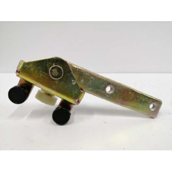 Recambio de soporte / guia puerta corredera para mercedes-benz vito (w638) caja cerrada 108 d  (638.064) referencia OEM IAM A638