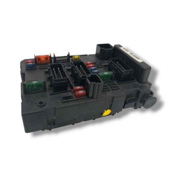 Recambio de caja reles / fusibles para peugeot 206 berlina 1.4 hdi referencia OEM IAM 9650664180  