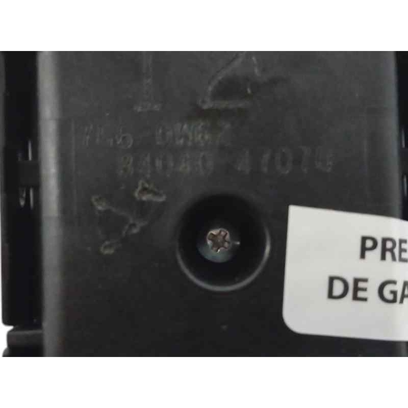 MANDO ELEVALUNAS DELANTERO IZQUIERDO 515676A