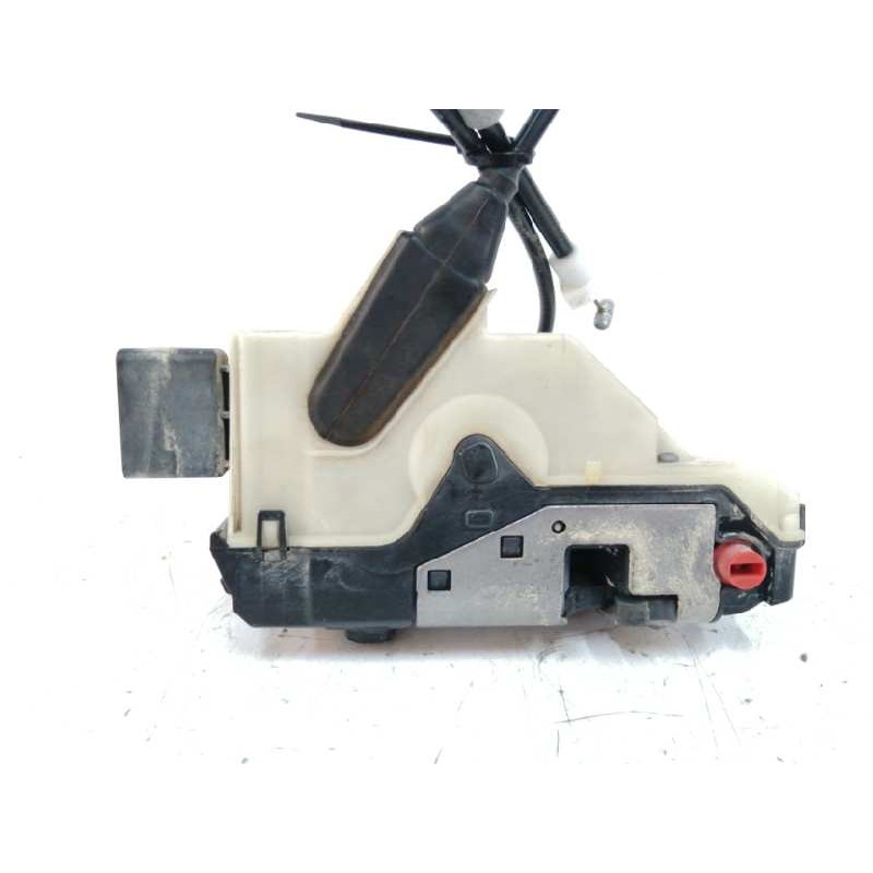 CERRADURA PUERTA TRASERA DERECHA