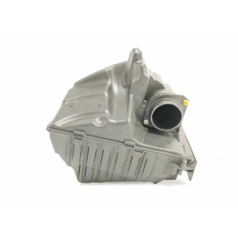 Recambio de filtro aire para renault megane iii berlina 5 p 1.6 16v referencia OEM IAM 8200947663  