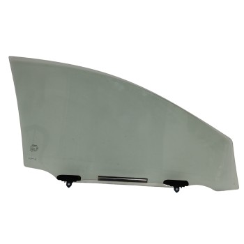 Recambio de luna delantera izquierda para toyota auris 1.2 16v turbo cat referencia OEM IAM   