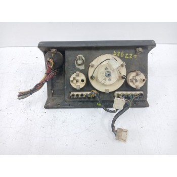 Recambio de cuadro instrumentos para mercedes-benz mb serie 120 (w631) d (631.332, 631.342) referencia OEM IAM 6316800687  
