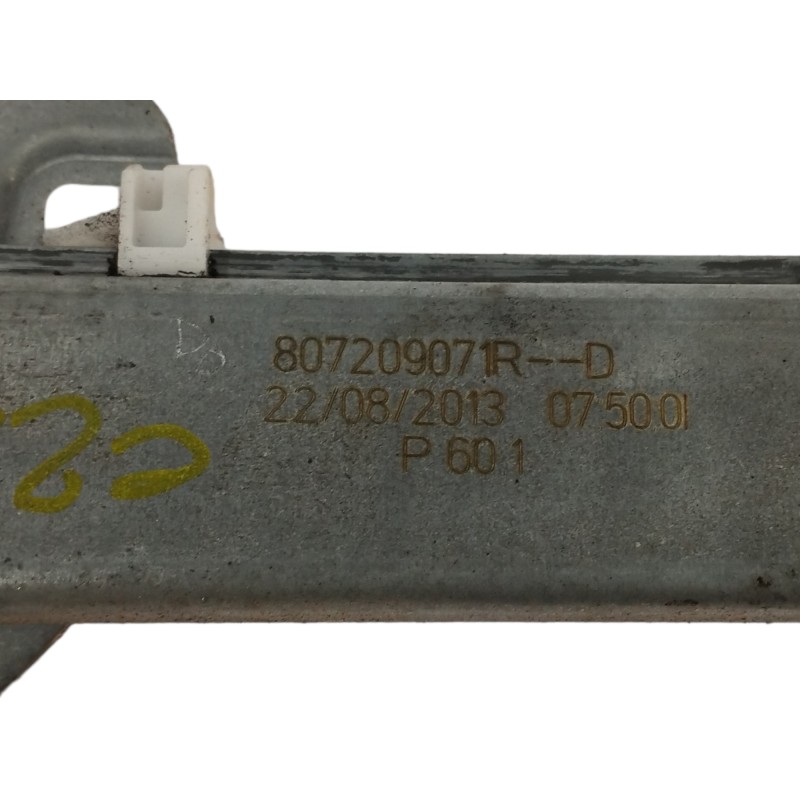 ELEVALUNAS DELANTERO DERECHO