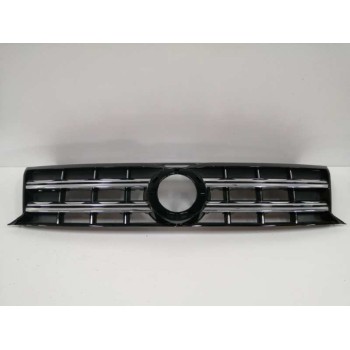 Recambio de rejilla delantera para volkswagen amarok comfortline doublecab 4motion referencia OEM IAM 2H6853651B  