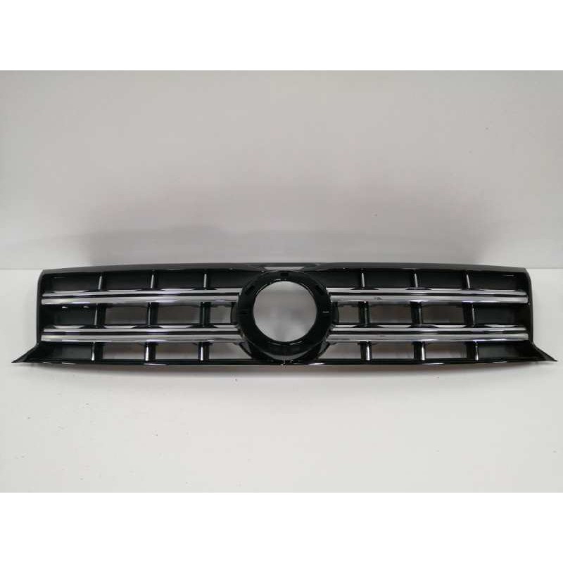 Recambio de rejilla delantera para volkswagen amarok comfortline doublecab 4motion referencia OEM IAM 2H6853651B  