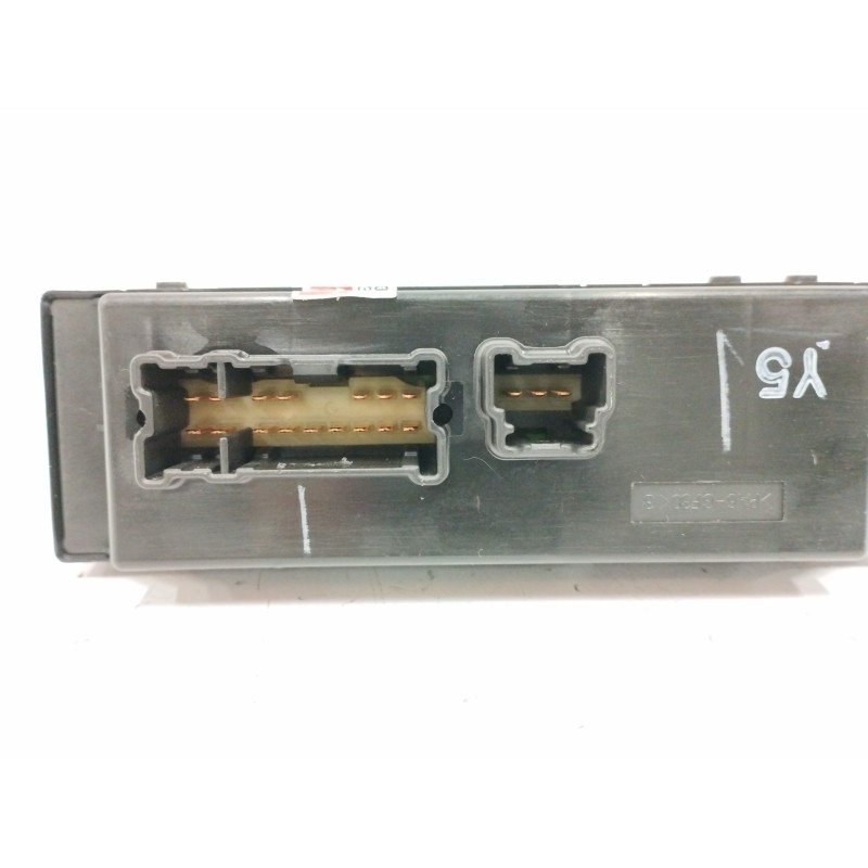 MANDO ELEVALUNAS DELANTERO IZQUIERDO