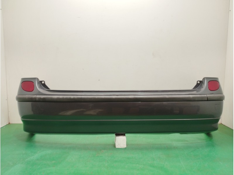 Recambio de paragolpes trasero para nissan almera tino (v10m) 2.2 dci diesel cat referencia OEM IAM 850224U040 OBSERVAR FOTOS 