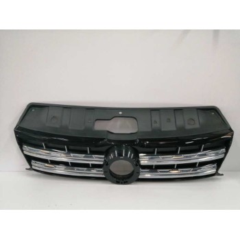 Recambio de rejilla delantera para volkswagen amarok comfortline doublecab 4motion referencia OEM IAM 2H6853651B  