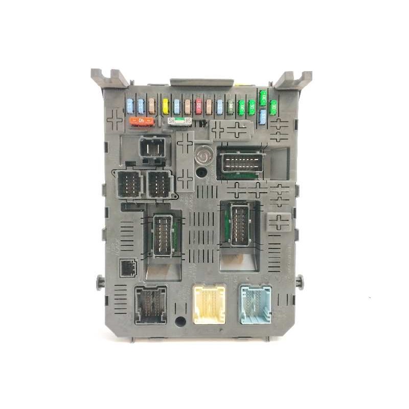 Recambio de caja reles / fusibles para citroën c4 picasso 2.0 hdi fap referencia OEM IAM 281197595  