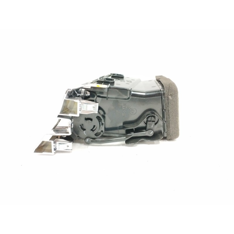 REJILLA AIREADORA LADO DERECHO