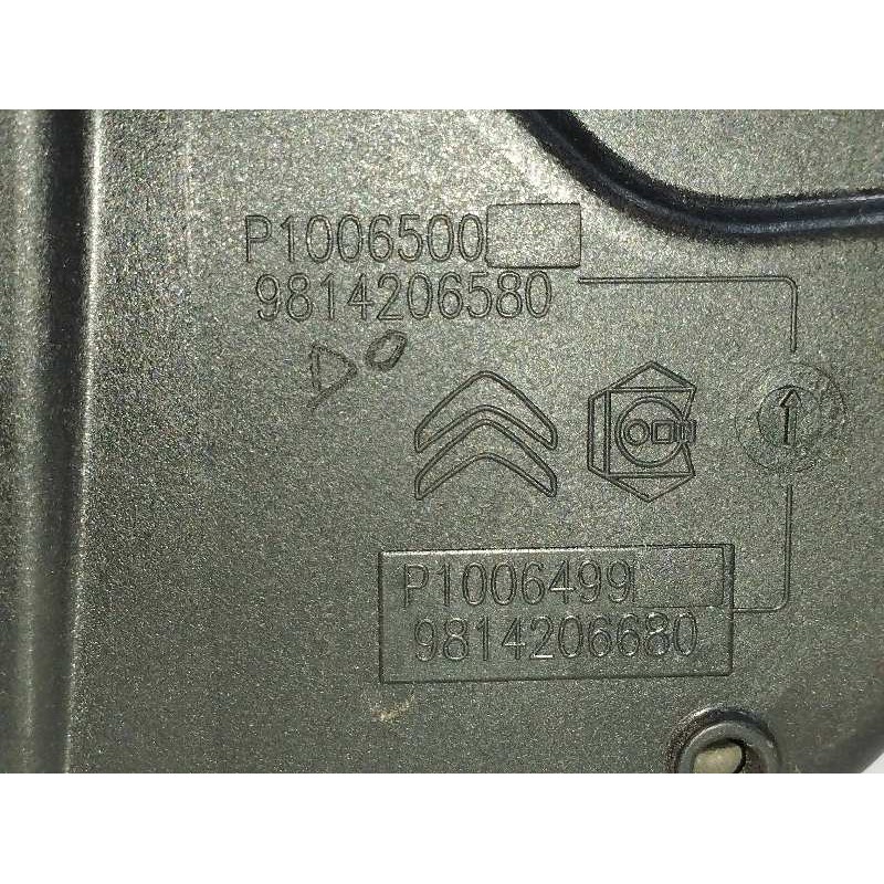 TAPA EXTERIOR COMBUSTIBLE