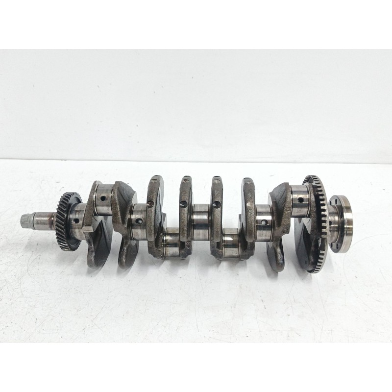 Recambio de cigueñal para hyundai tucson (jm) 2.0 crdi a las 4 ruedas referencia OEM IAM 2311027400  