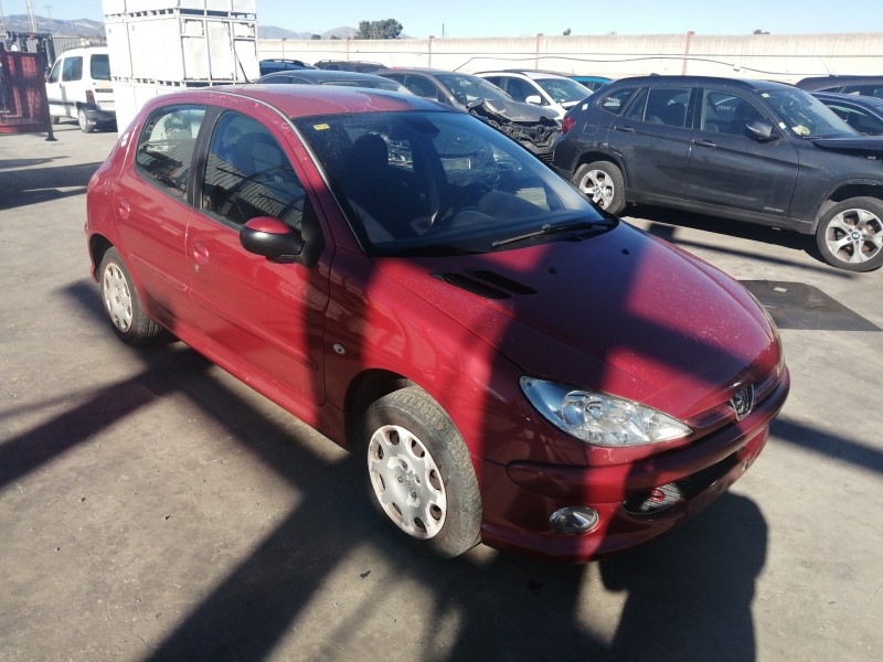PEUGEOT 206 BERLINA