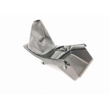 Recambio de moldura para nissan pulsar hatchback (c13) 1.5 dci referencia OEM IAM 969343ZL1A INCLUYE GUARNECIDO PALANCA CAMBIO 