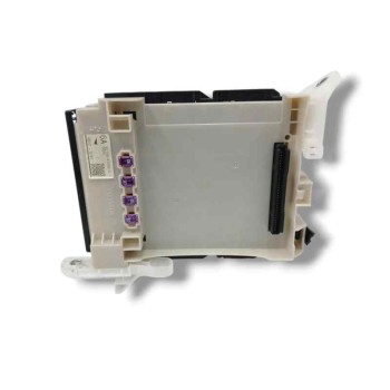 CAJA RELES / FUSIBLES 8273047530C 