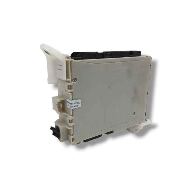 CAJA RELES / FUSIBLES