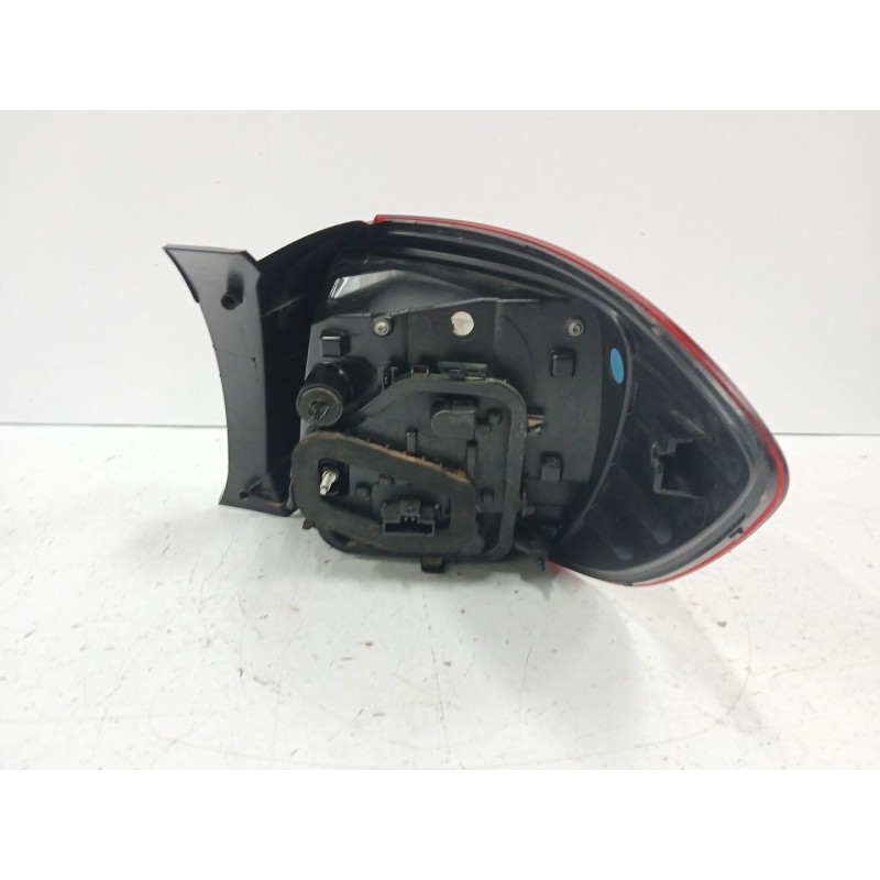 PILOTO TRASERO IZQUIERDO