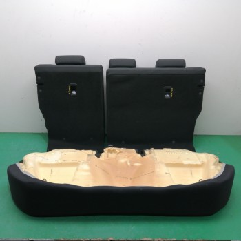 Recambio de asientos traseros para toyota auris 1.2 16v turbo cat referencia OEM IAM   