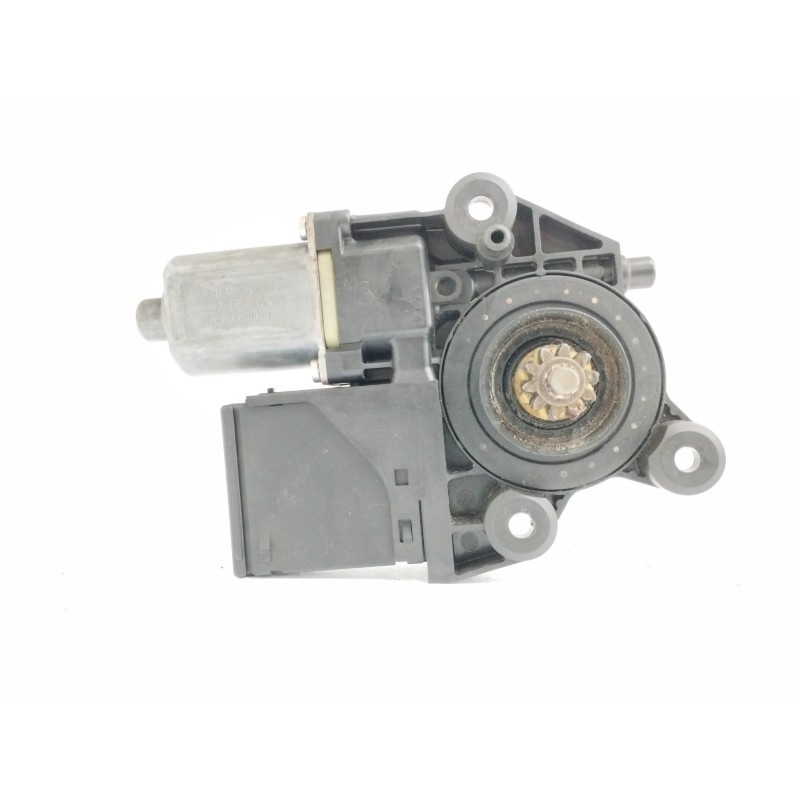 MOTOR ELEVALUNAS DELANTERO DERECHO 965368104