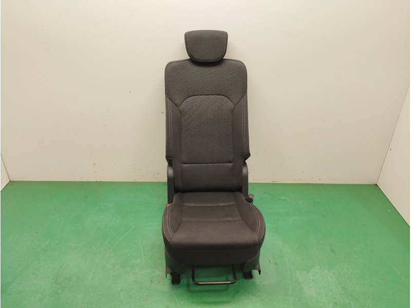 Recambio de asiento trasero medio para kia carens ( ) 1.7 crdi cat referencia OEM IAM Recambio de asiento trasero medio para kia carens ( ) 1.7 crdi cat referencia OEM IAM