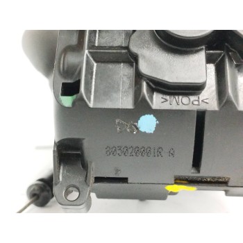 Recambio de cerradura puerta delantera derecha para renault megane iii berlina 5 p 1.6 16v referencia OEM IAM 803020001R  