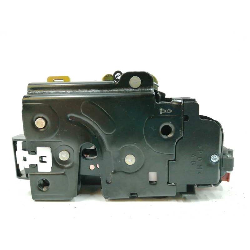 Recambio de cerradura puerta trasera izquierda para volkswagen phaeton (3d2/3d8) referencia OEM IAM 3D4839015A  