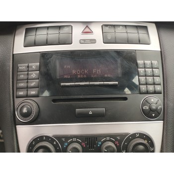 Recambio de carroceria corte para mercedes-benz clase c (w203) berlina 1.8 cat referencia OEM IAM   