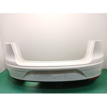 PARAGOLPES TRASERO 5P0807421 