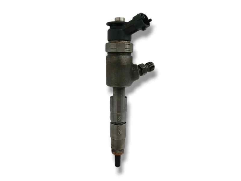 Recambio de inyector para ford fiesta (cb1) trend referencia OEM IAM 0445110339  