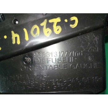 Recambio de rejilla aireadora para peugeot 208 style referencia OEM IAM 9633131777 LADO IZQUIERDO 