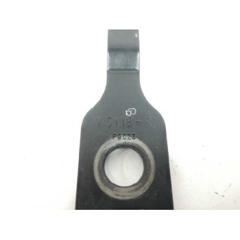 Recambio de enganche cinturon derecho para kia sorento 2.5 crdi referencia OEM IAM Y3116 DELANTERO 
