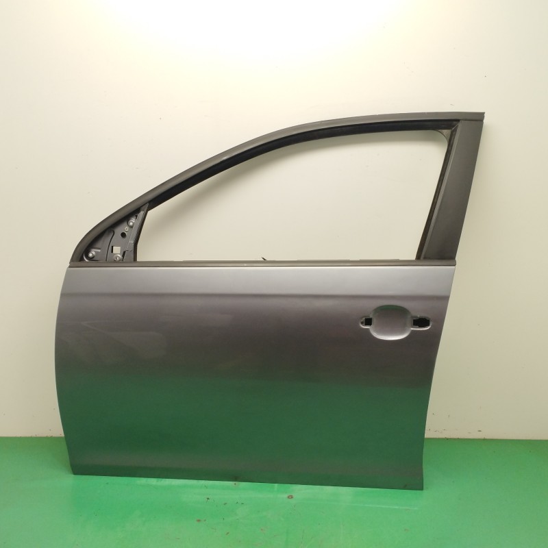 Recambio de puerta delantera izquierda para volkswagen jetta iii (1k2) 1.6 referencia OEM IAM   