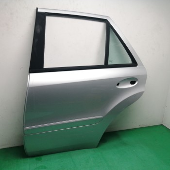 Recambio de puerta trasera izquierda para mercedes-benz clase m (w164) 3.0 cdi cat referencia OEM IAM A1647300105  