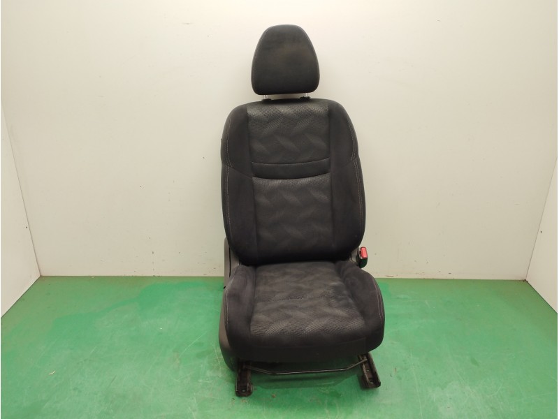 Recambio de asiento delantero derecho para nissan x-trail (t32) 1.6 dci turbodiesel cat referencia OEM IAM Recambio de asiento delantero derecho para nissan x-trail (t32) 1.6 dci turbodiesel cat referencia OEM IAM