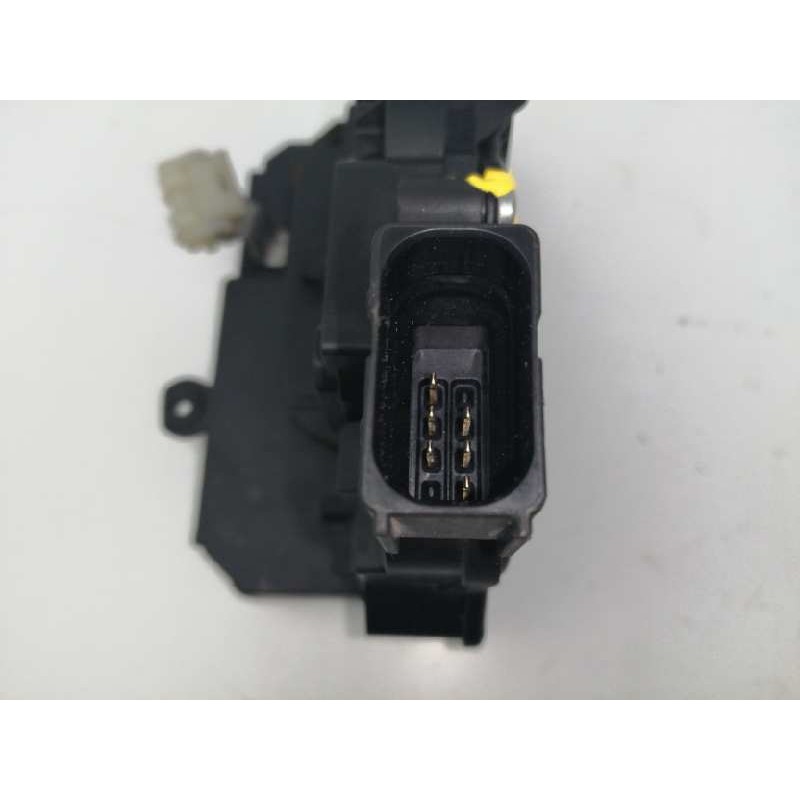 CERRADURA PUERTA DELANTERA IZQUIERDA